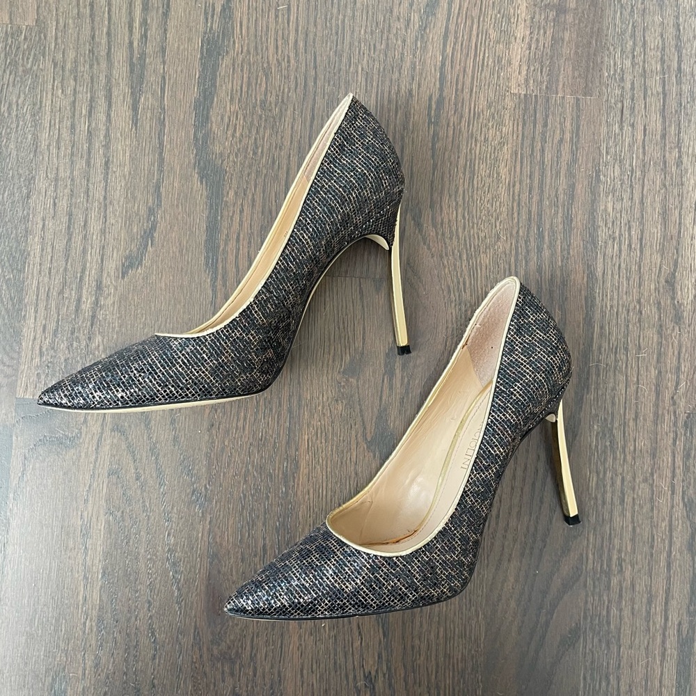 Enzo Engiolini, size 6
